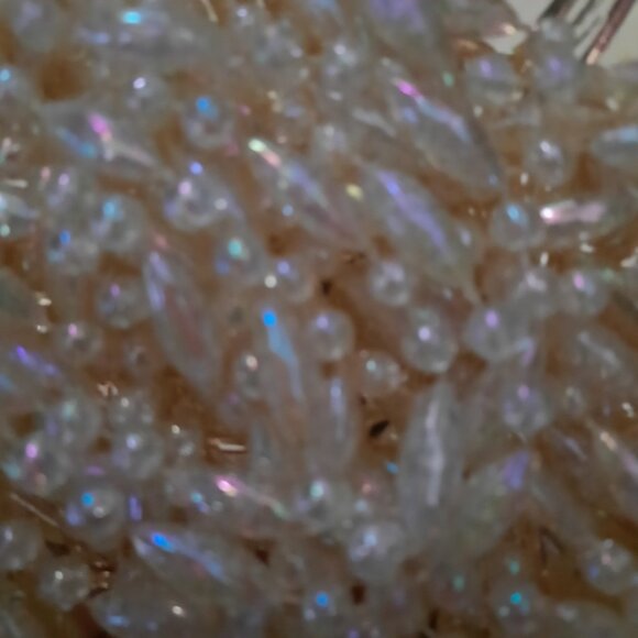 18' Round and Oval Iridescent Pearlescent Bead Christmas Tree Garland - Picture 2 of 2